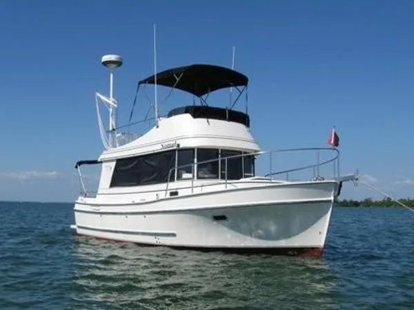 Slide: The Image of Camano 31 Trawler 1997 - 4