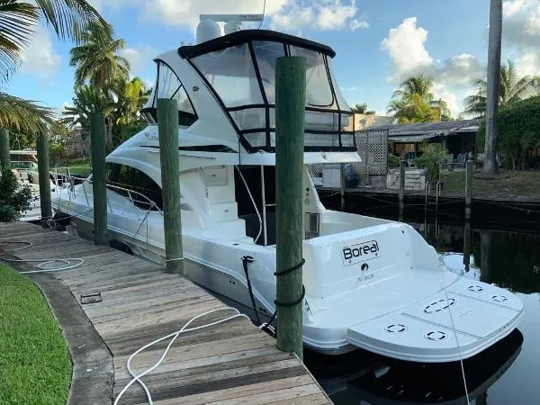Slide: The Image of Sea Ray 44 Sedan Bridge 2007 - 2