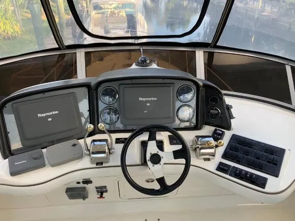 Slide: The Image of Sea Ray 44 Sedan Bridge 2007 - 7
