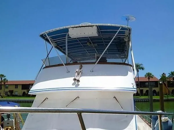 Slide: The Image of Ocean Alexander 43 (Tri-Cabin Trunk Classic) 1981 - 7