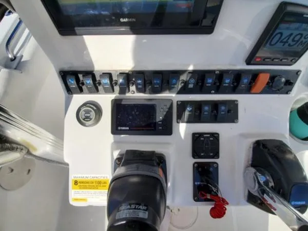 Slide: The Image of Sea Hunt Ultra 225 2016 - 6