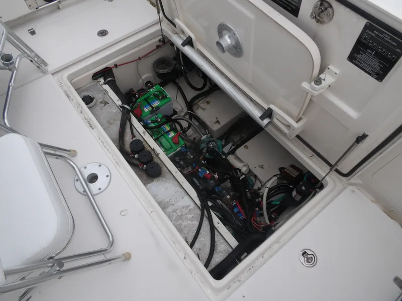 Slide: The Image of Boston Whaler 315 Conquest 2015 - 16