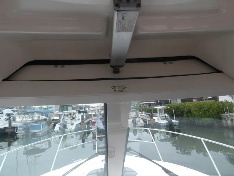 Slide: The Image of Boston Whaler 315 Conquest 2015 - 25