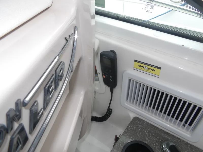 Slide: The Image of Boston Whaler 315 Conquest 2015 - 31