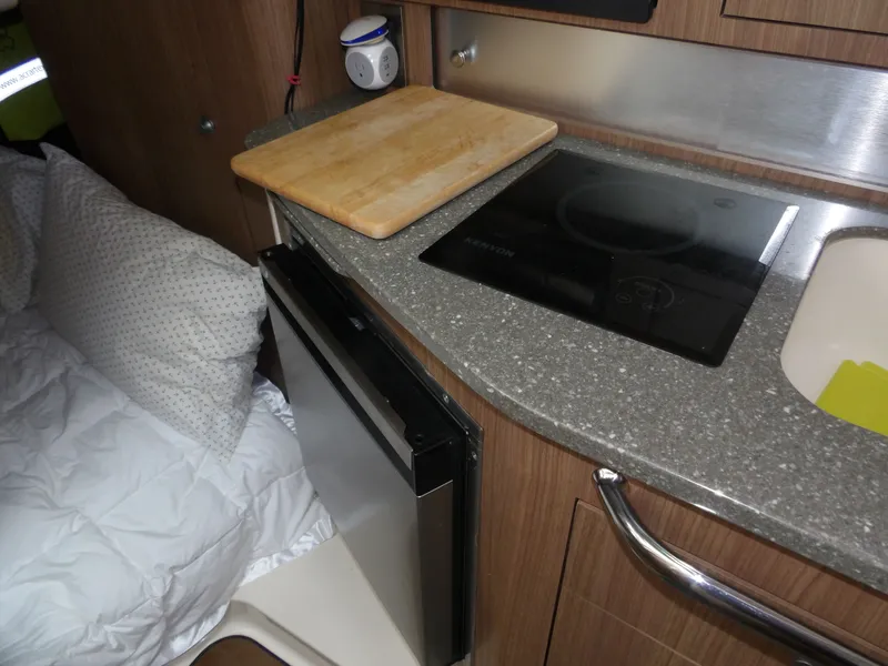 Slide: The Image of Boston Whaler 315 Conquest 2015 - 47