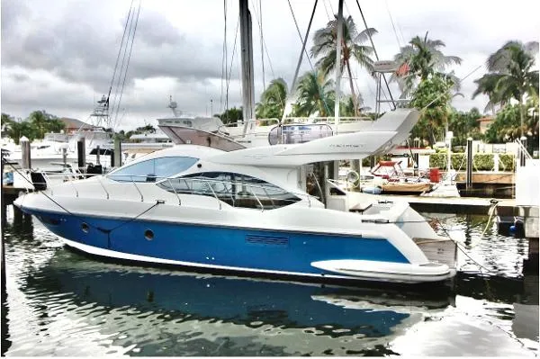 Slide: The Image of Azimut Flybridge 2016 - 0