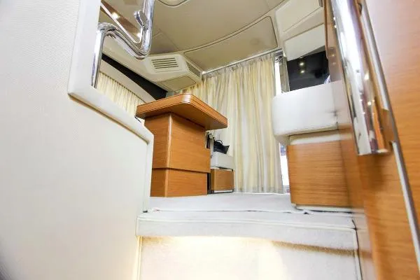 Slide: The Image of Azimut Flybridge 2016 - 8