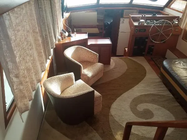 Slide: The Image of Marine Trader 43 Tradewinds Motor Yacht 1988 - 5