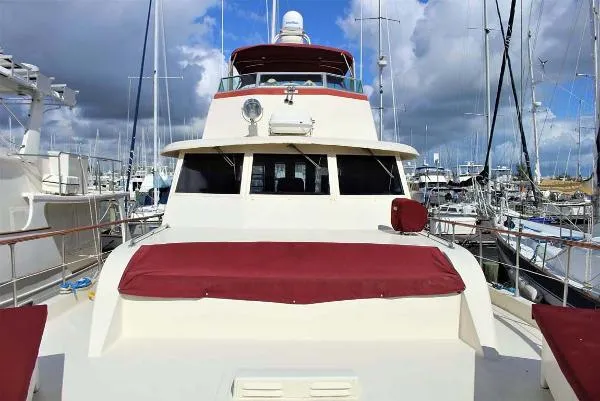 Slide: The Image of Hatteras 53 Motor Yacht 1973 - 11