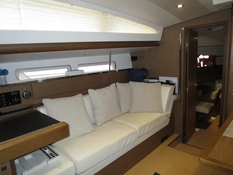 Slide: The Image of Jeanneau Sun Odyssey 44 DS 2013 - 4