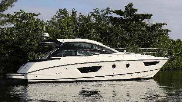 Slide: The Image of Beneteau Gran Turismo 40 2018 - 0