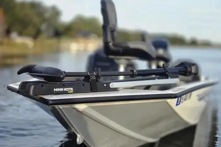 Slide: The Image of 2025 Tracker Pro Team 175 Crappie Edition boat with Minn Kota Edge trolling motor. - 6