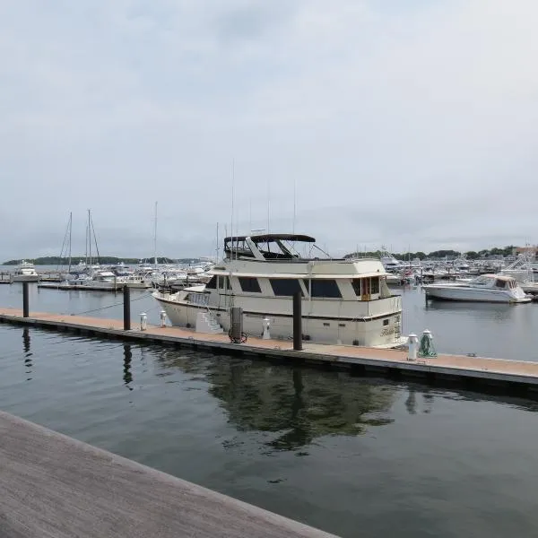 Slide: The Image of Hatteras 61 Motor Yacht Stabilized 1980 - 0