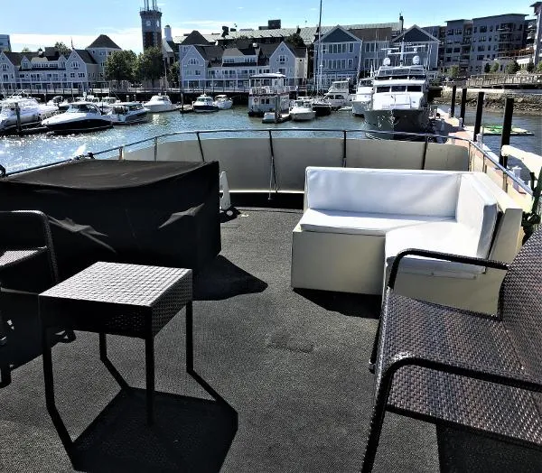 Slide: The Image of Hatteras 61 Motor Yacht Stabilized 1980 - 8