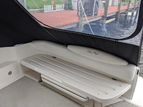 Slide: The Image of Sea Ray Sundancer 1999 - 10