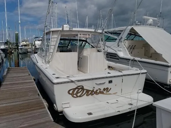 Slide: The Image of Tiara 3100 Open LE 2004 - 0