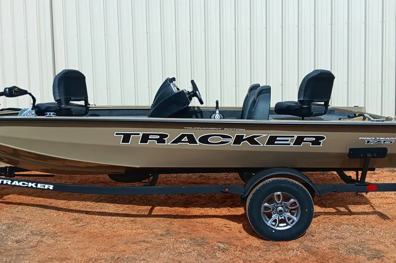 The Image of 2026 Tracker Pro Team 175 Crappie Edition boat on trailer, side view. - 0