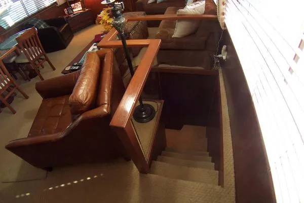 Slide: The Image of Hatteras 61 Motoryacht 1980 - 11