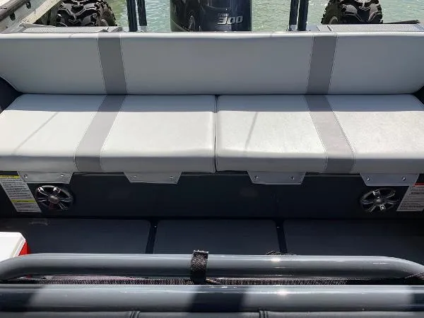 Slide: The Image of Sealegs Interceptor 9000 Amphibious 2018 - 10