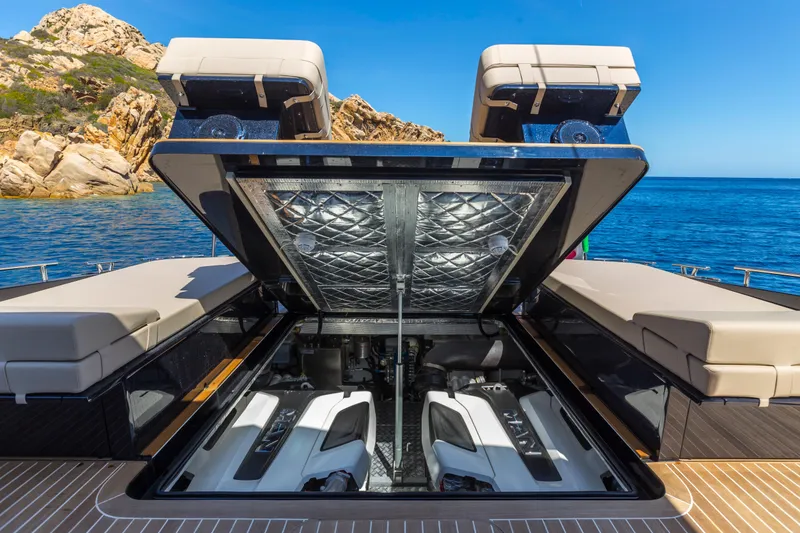 Slide: The Image of CNM Continental 54 2027 - 20