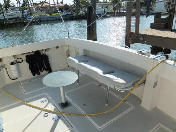 Slide: The Image of Albin 32+2 Command Bridge 1997 - 8