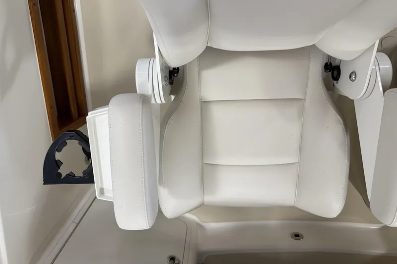 Slide: The Image of White leather seat on 2021 Sabre 42 Fly Bridge yacht. - 22