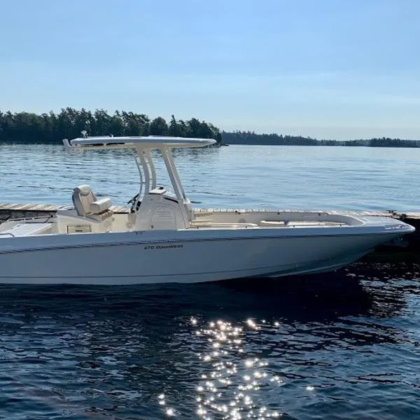Slide: The Image of Boston Whaler 270 Dauntless 2019 - 1