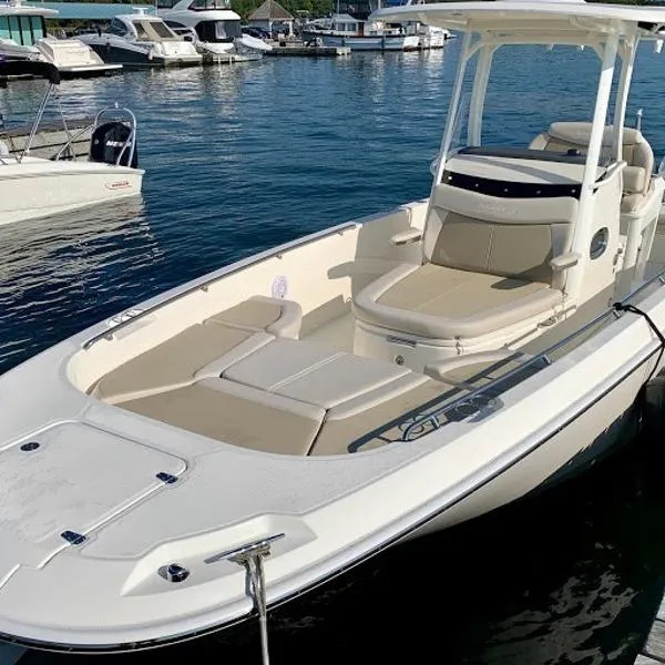 Slide: The Image of Boston Whaler 270 Dauntless 2019 - 7