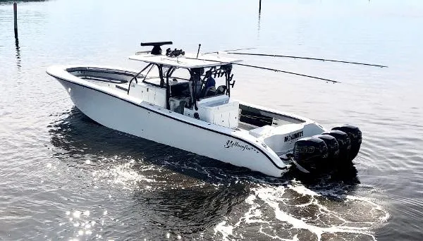 Slide: The Image of Yellowfin 42 2014 - 5