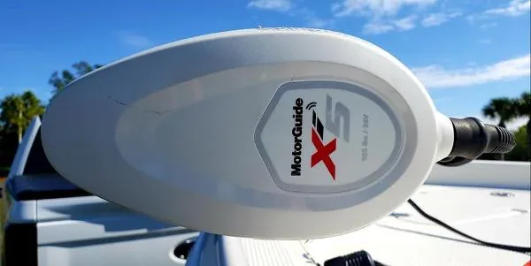 Slide: The Image of Sailfish 2100 BB Bay Boat 2014 - 6