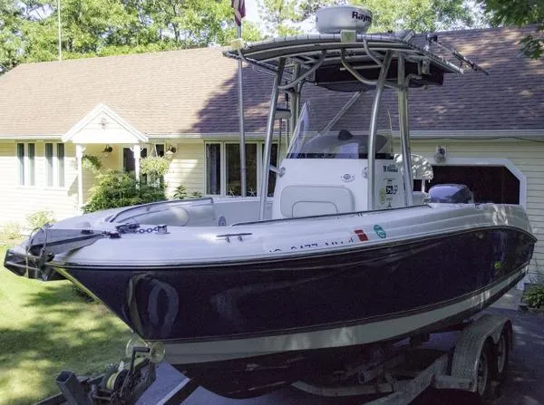 Slide: The Image of Wellcraft 232 Fisherman 2006 - 4