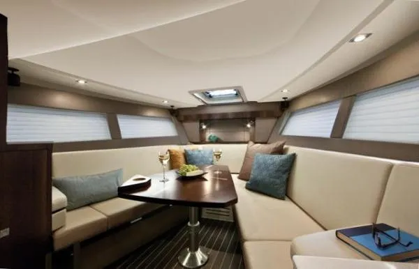 Slide: The Image of Monterey 360 Sport Coupe 2017 - 8