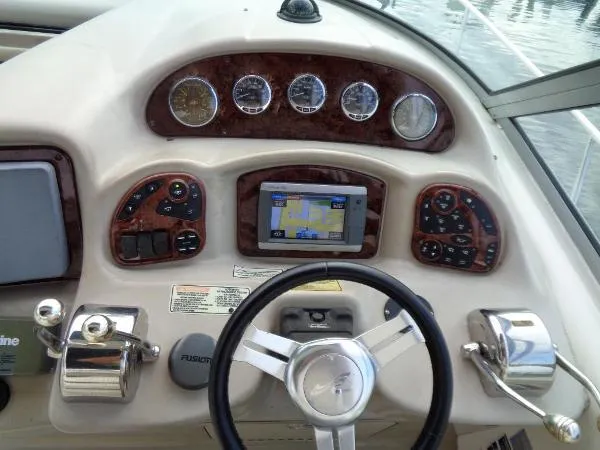 Slide: The Image of Sea Ray Sundancer 2004 - 6