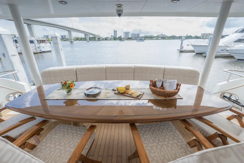 Slide: The Image of Cheoy Lee 95 FOOTLOOSE - Main Deck Aft - 10