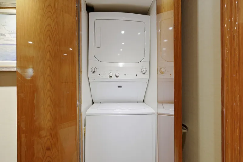 Slide: The Image of Cheoy Lee 95 FOOTLOOSE -Washer and Dryer - 57