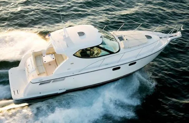 Slide: The Image of Tiara 3900 Sovran 2010 - 2