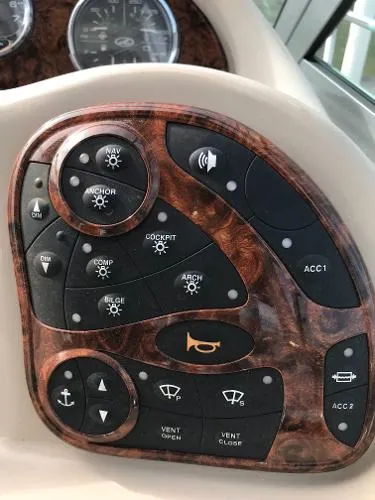 Slide: The Image of Sea Ray 320 Sundancer 2006 - 10