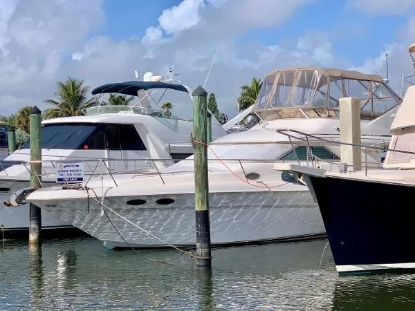 Slide: The Image of Sea Ray 400 Sedan Bridge 1999 - 1