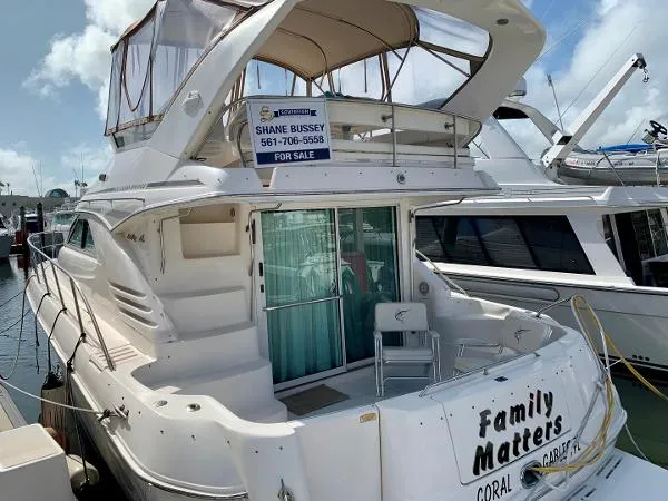 Slide: The Image of Sea Ray 400 Sedan Bridge 1999 - 2