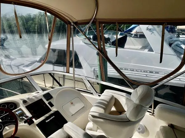 Slide: The Image of Sea Ray 400 Sedan Bridge 1999 - 9