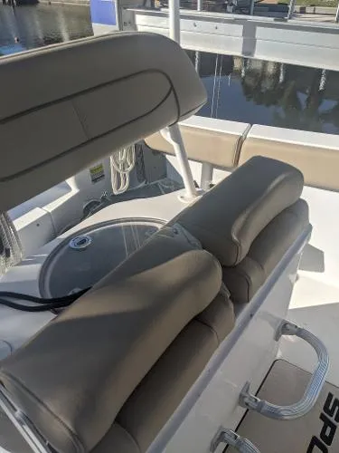 Slide: The Image of Sportsman Center Console 2015 - 4