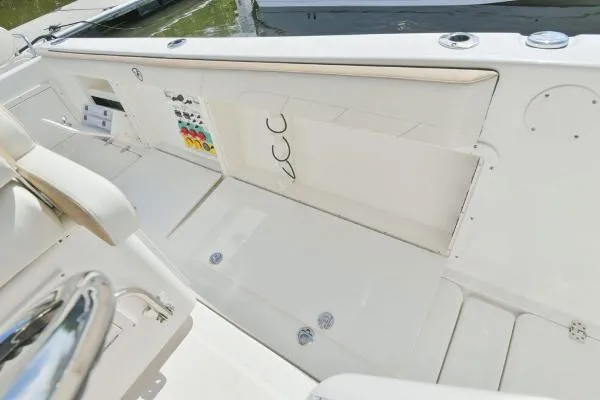 Slide: The Image of Century 2901 Center Console 2017 - 10