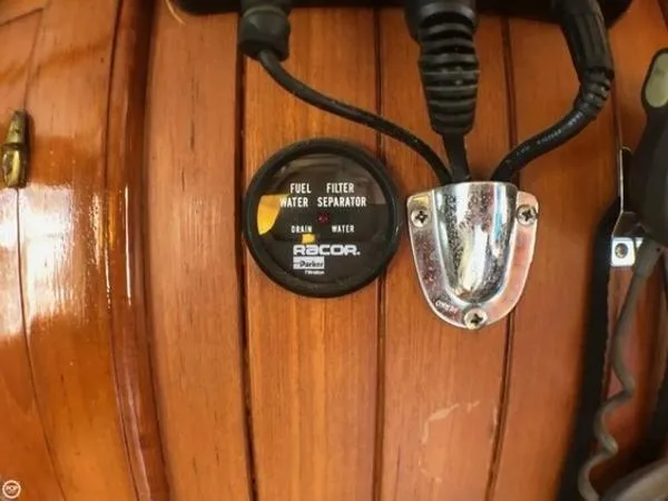 Slide: The Image of Island Trader MOTORSAILER 1982 - 11