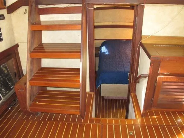 Slide: The Image of Silverton Aft Cabin Motor Yacht 1983 - 4