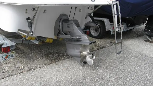 Slide: The Image of Crownline Boats Express 2004 - 3