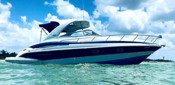 Slide: The Image of Crownline Boats 340 CR 2008 - 0