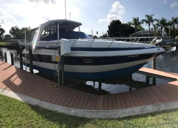 Slide: The Image of Crownline Boats 340 CR 2008 - 3
