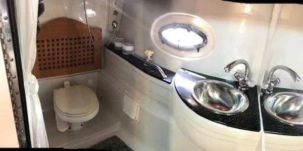 Slide: The Image of Crownline Boats 340 CR 2008 - 7