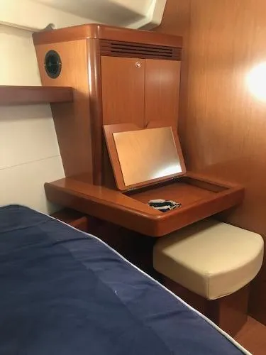 Slide: The Image of Beneteau 40 2008 - 6