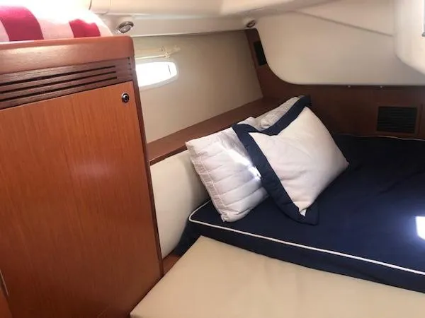 Slide: The Image of Beneteau 40 2008 - 7